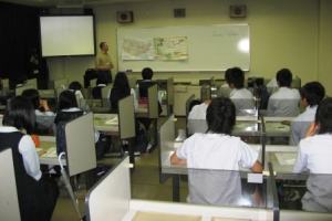 熊本外語専門学校